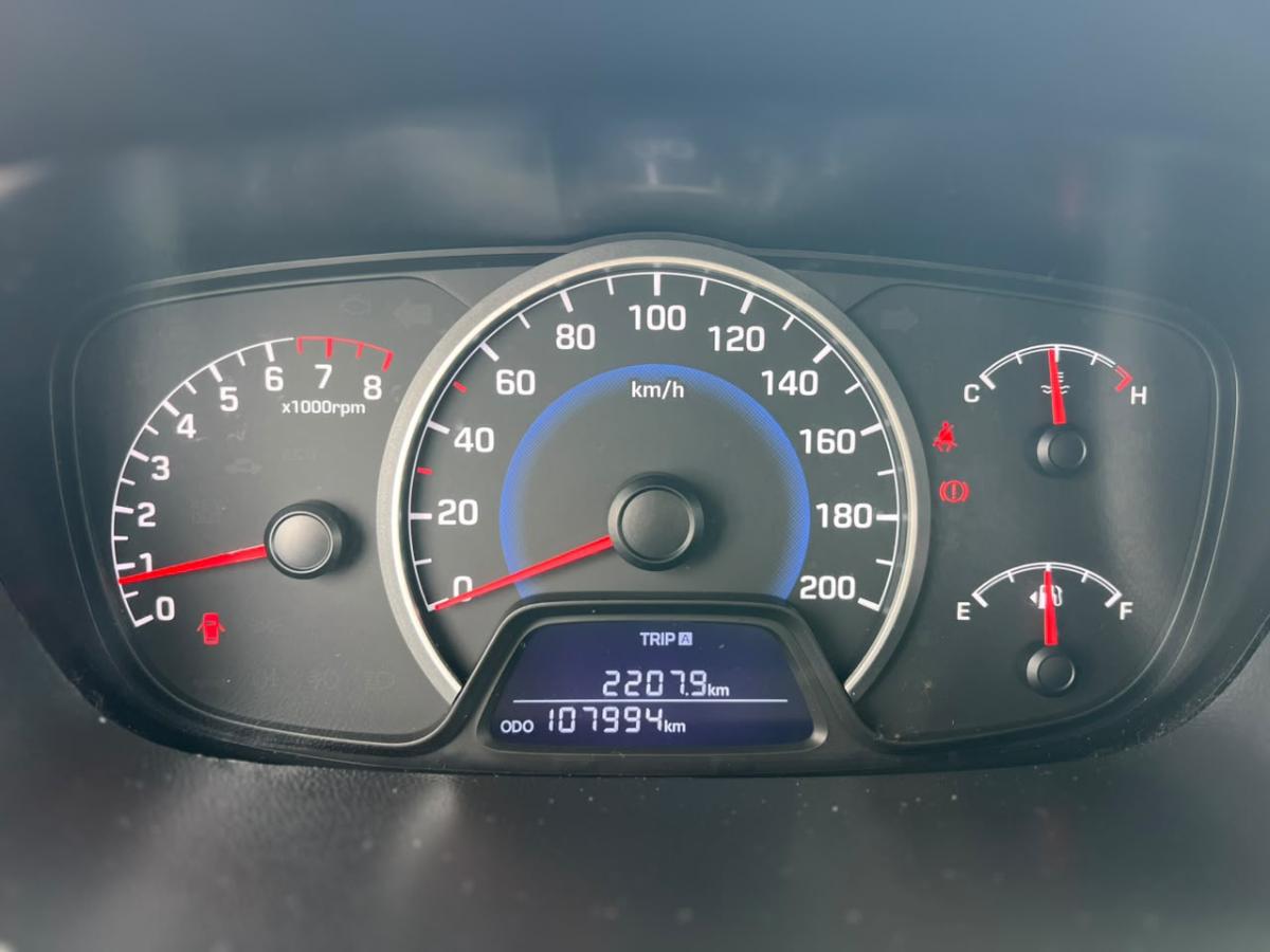 Hyundai Grand I10 — foto 4 de 5