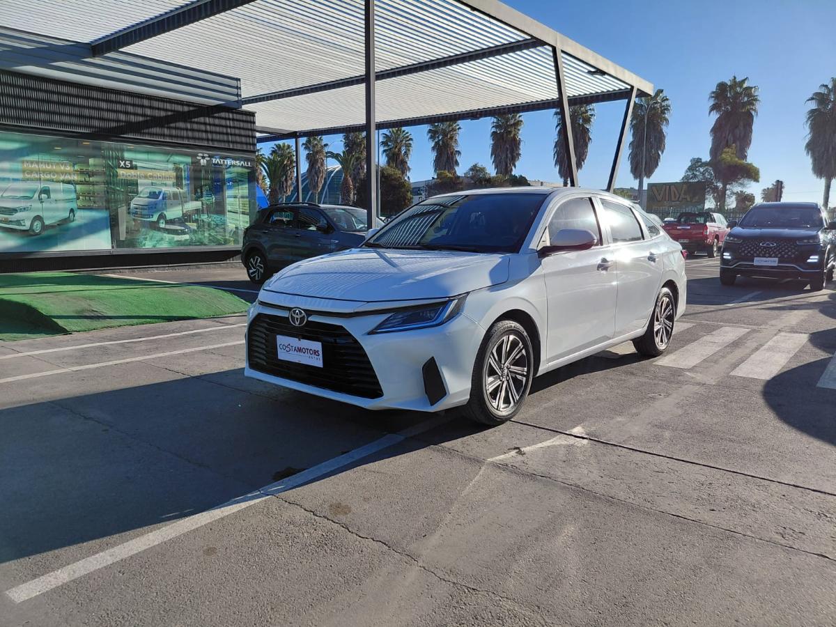 Toyota Yaris E Sd1.5 Tm — foto 3 de 4