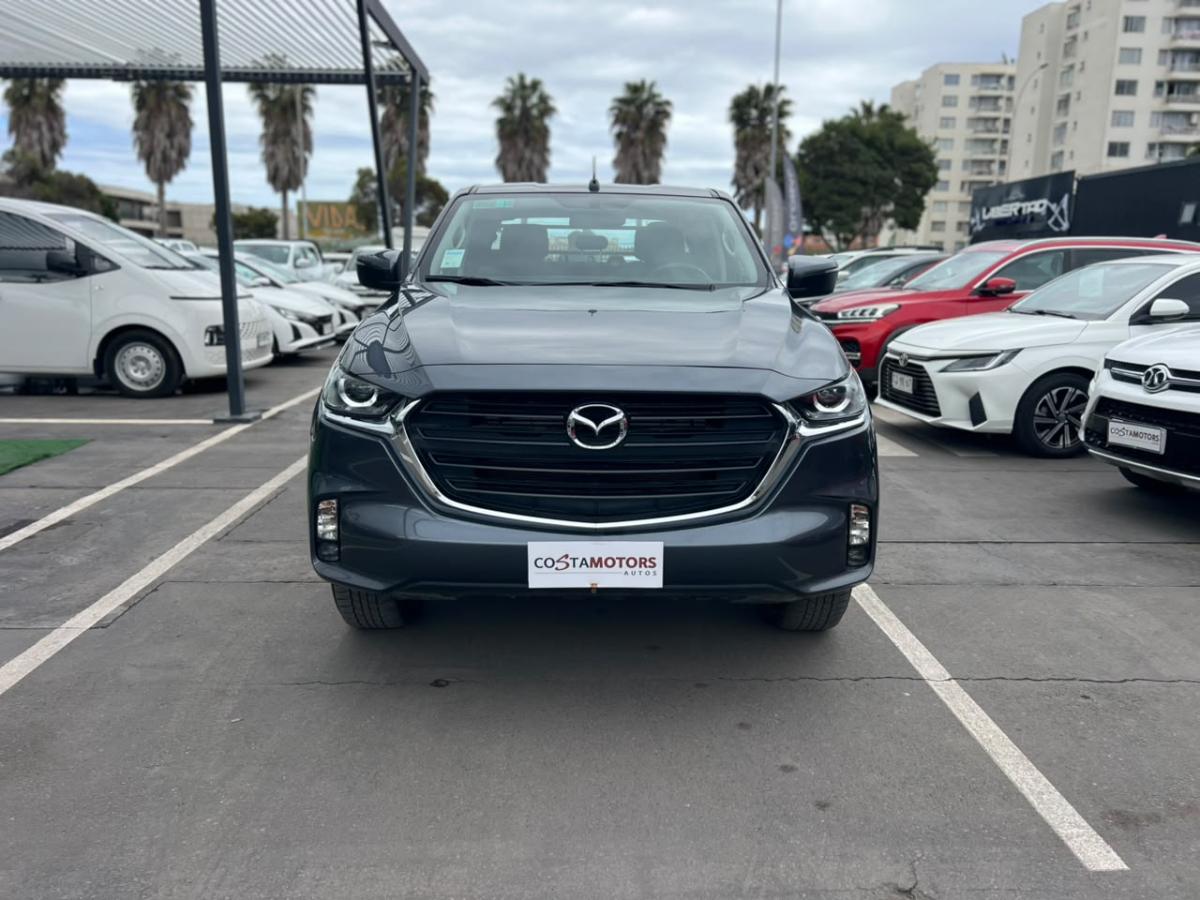 Mazda Bt50 — foto 2 de 4
