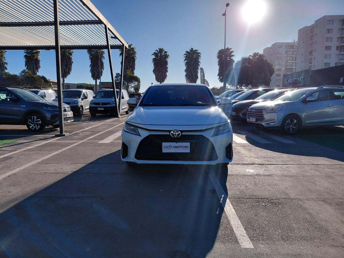 Toyota Yaris E Sd1.5 Tm — foto 2 de 4