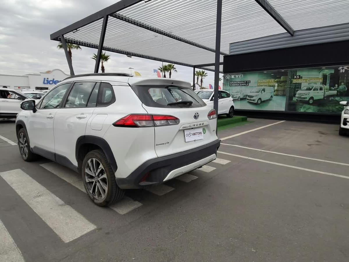 Toyota Corolla Cross Hev1.8 Aut — foto 4 de 4